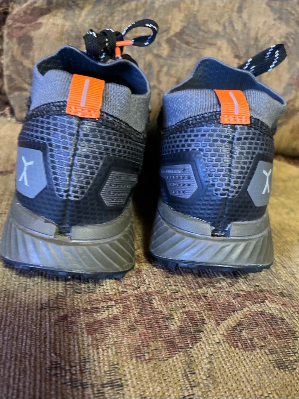 Flux Footwear Trail Runner in grey with orange accents UNISEX M 6.5 W 8